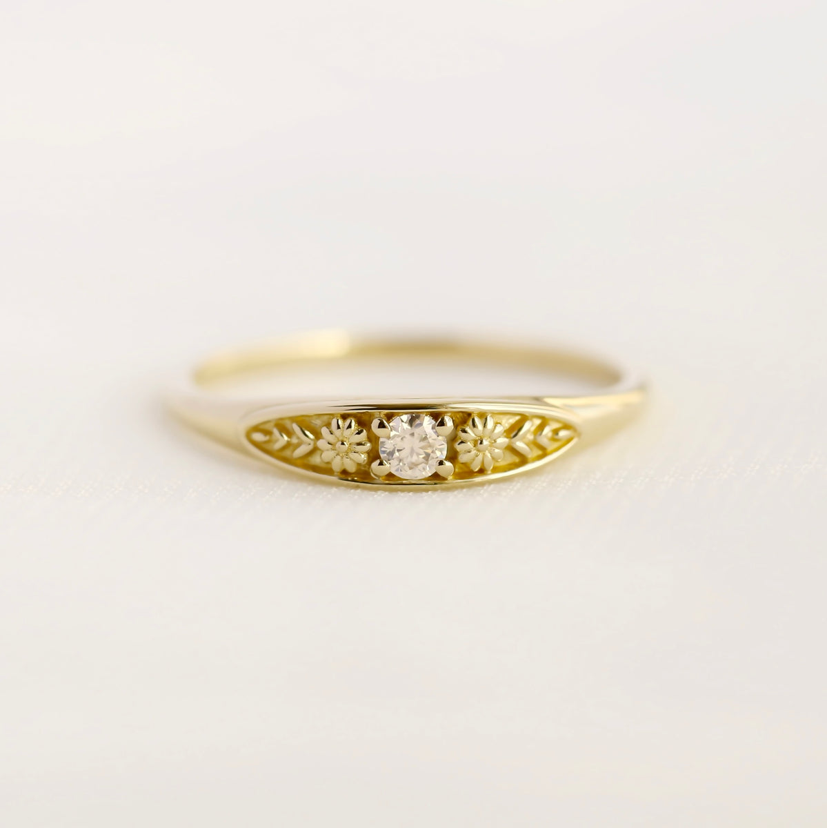 April birth ring – TED&MAG JEWELRY STUDIO