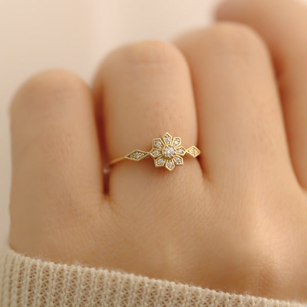 Edelweiss ring