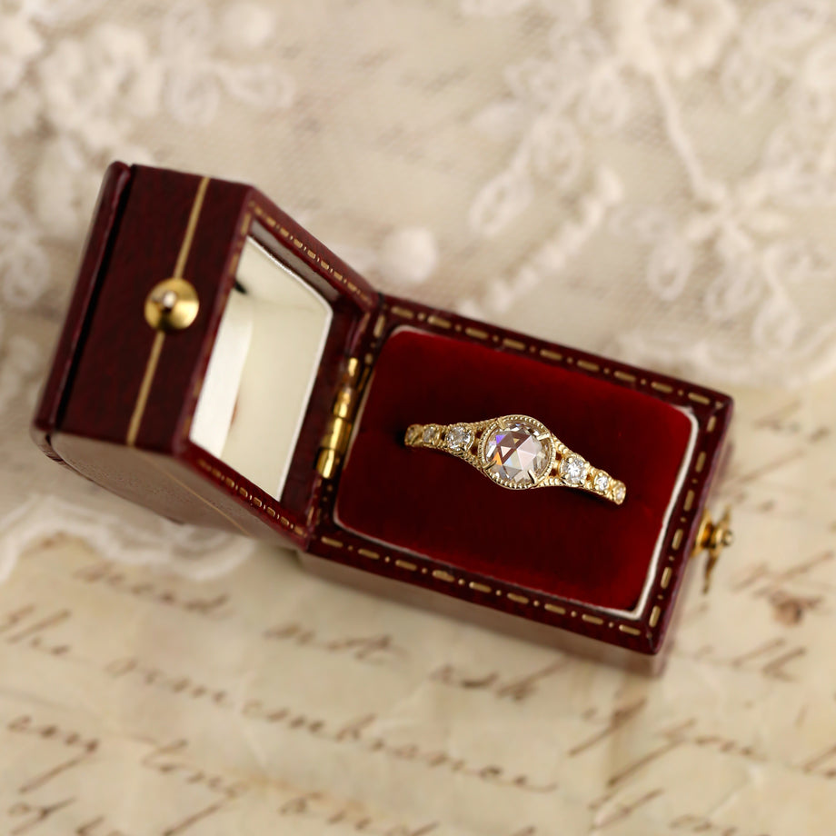 Rosette ring